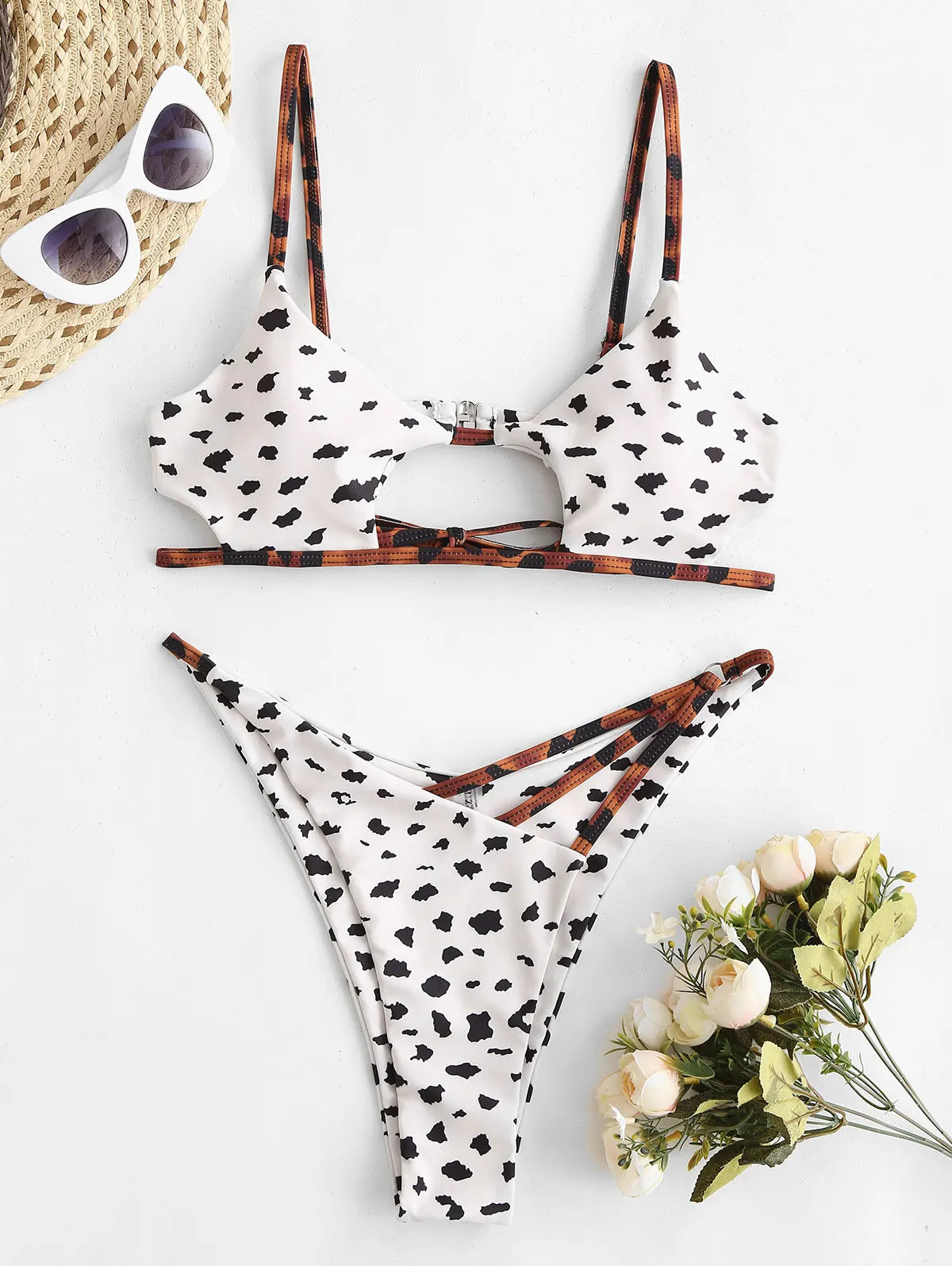 Biquíni com estampa animal, recortes e tiras, cintura alta, top tomara-que-caia sexy. Conjunto de biquíni feminino, maiô de duas peças.