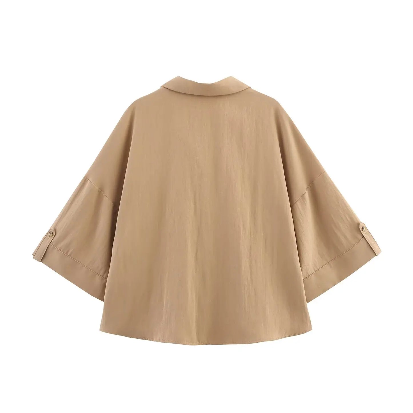 Camisa feminina BSK&amp;TRAF Verão 2025, com lapela, mangas curtas amplas e modelagem solta, estilo casual e elegante.