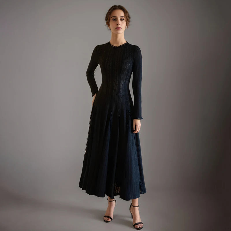 Vestido feminino de renda vazada