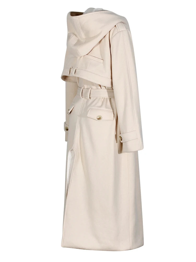 DEAT – Casaco feminino em lã damasco, com lapela e capuz,