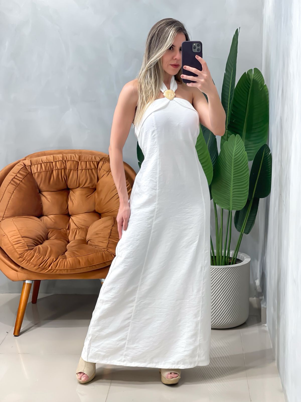 Vestido Longo em Alfaiataria Sensorial com Amarração e Pedraria Muriel 